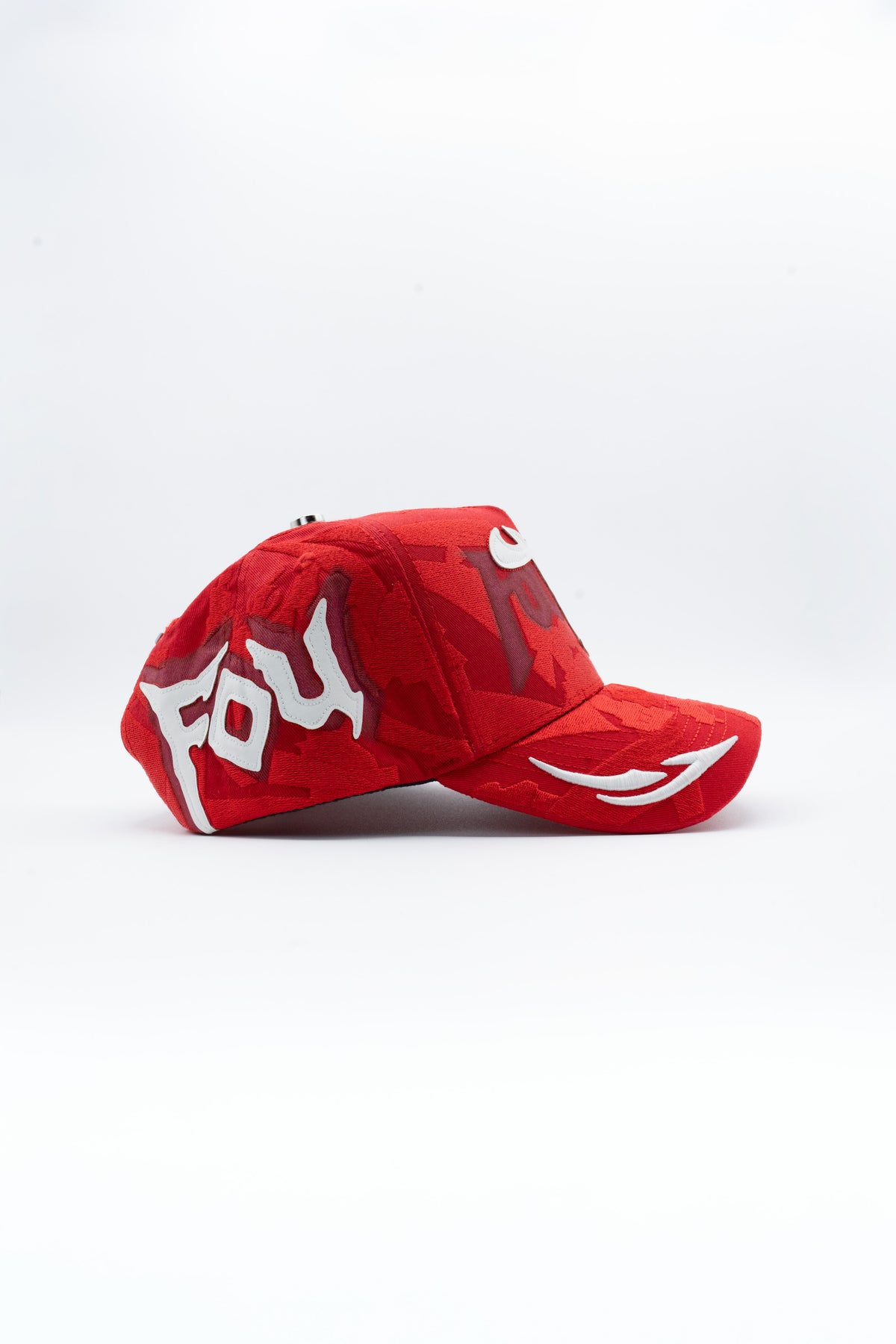 FAVORITE RED